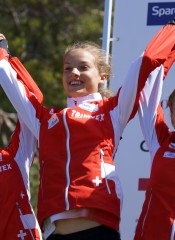 StaffelPodest Jubel Frauen