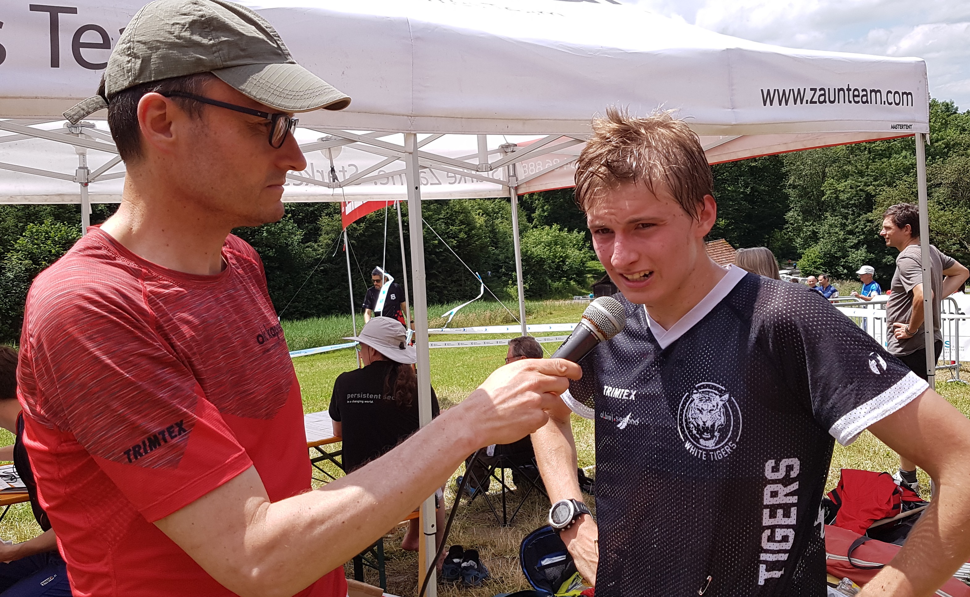 Siegerläufer beim Interview